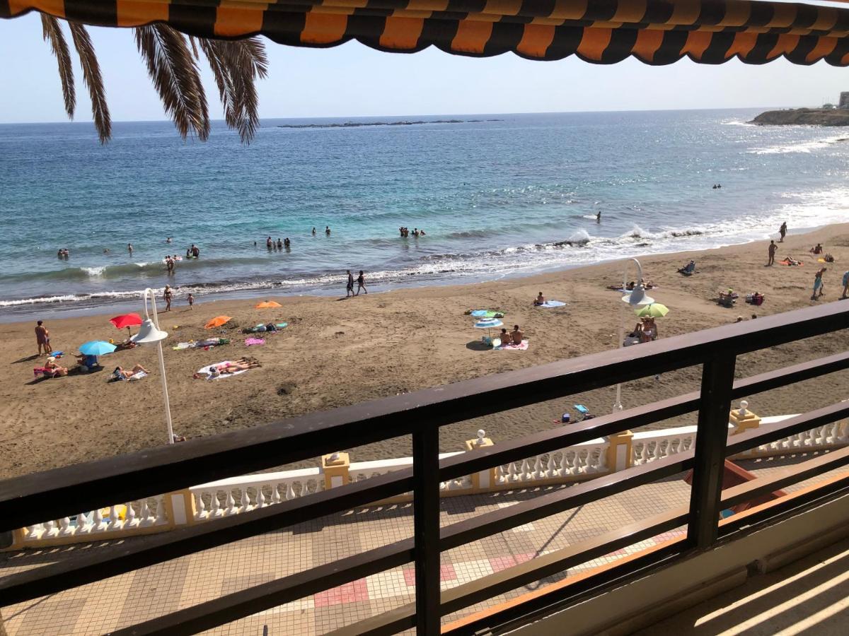 Espectacular En Primera Linea De La Playa Telde Exterior photo
