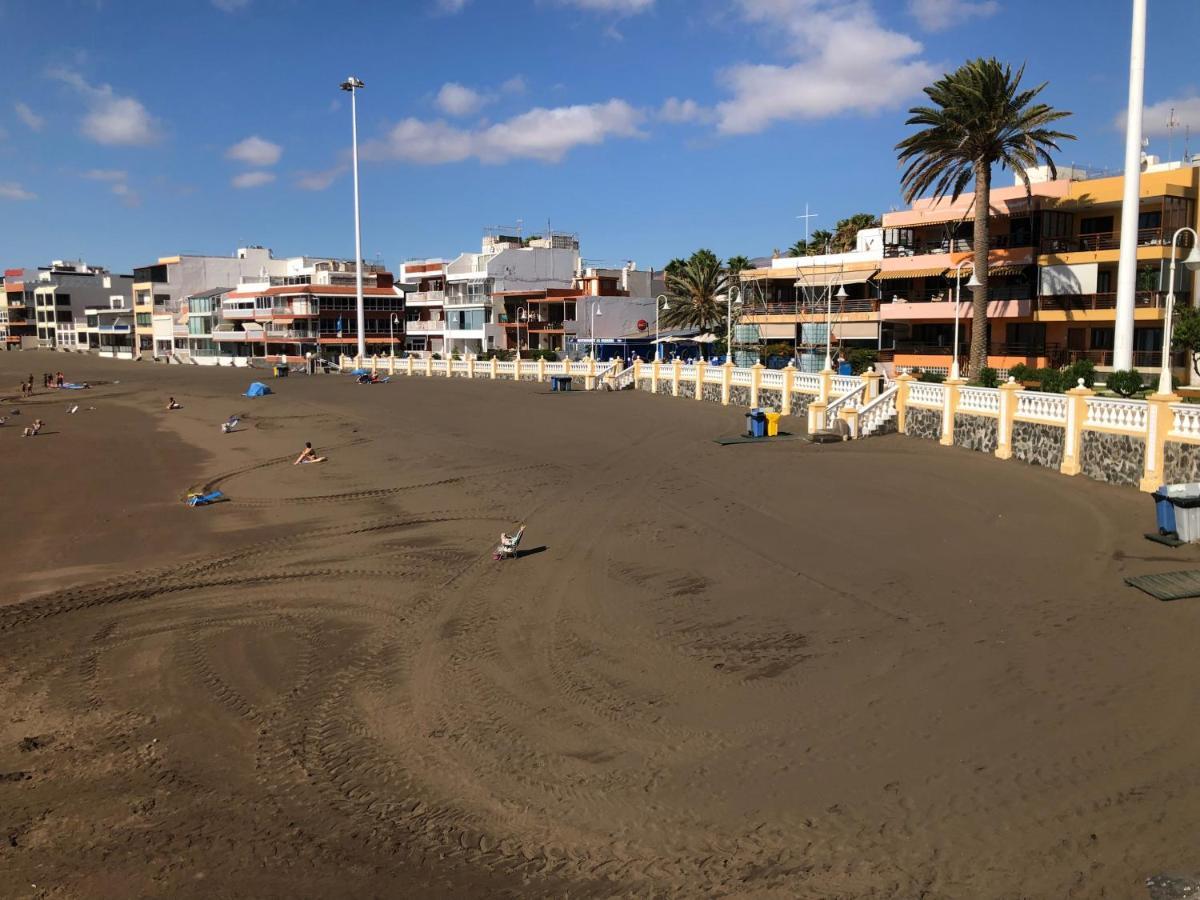 Espectacular En Primera Linea De La Playa Telde Exterior photo