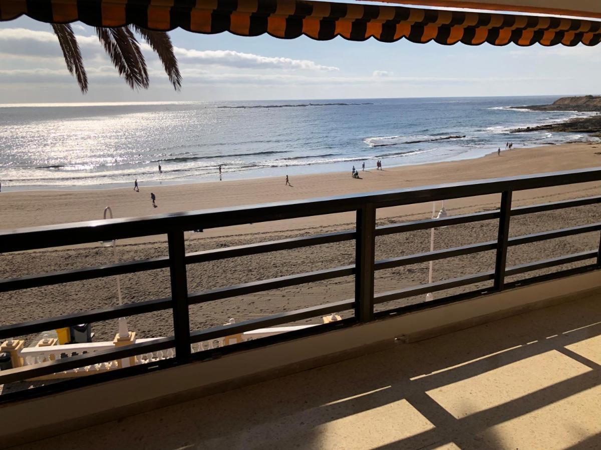 Espectacular En Primera Linea De La Playa Telde Exterior photo